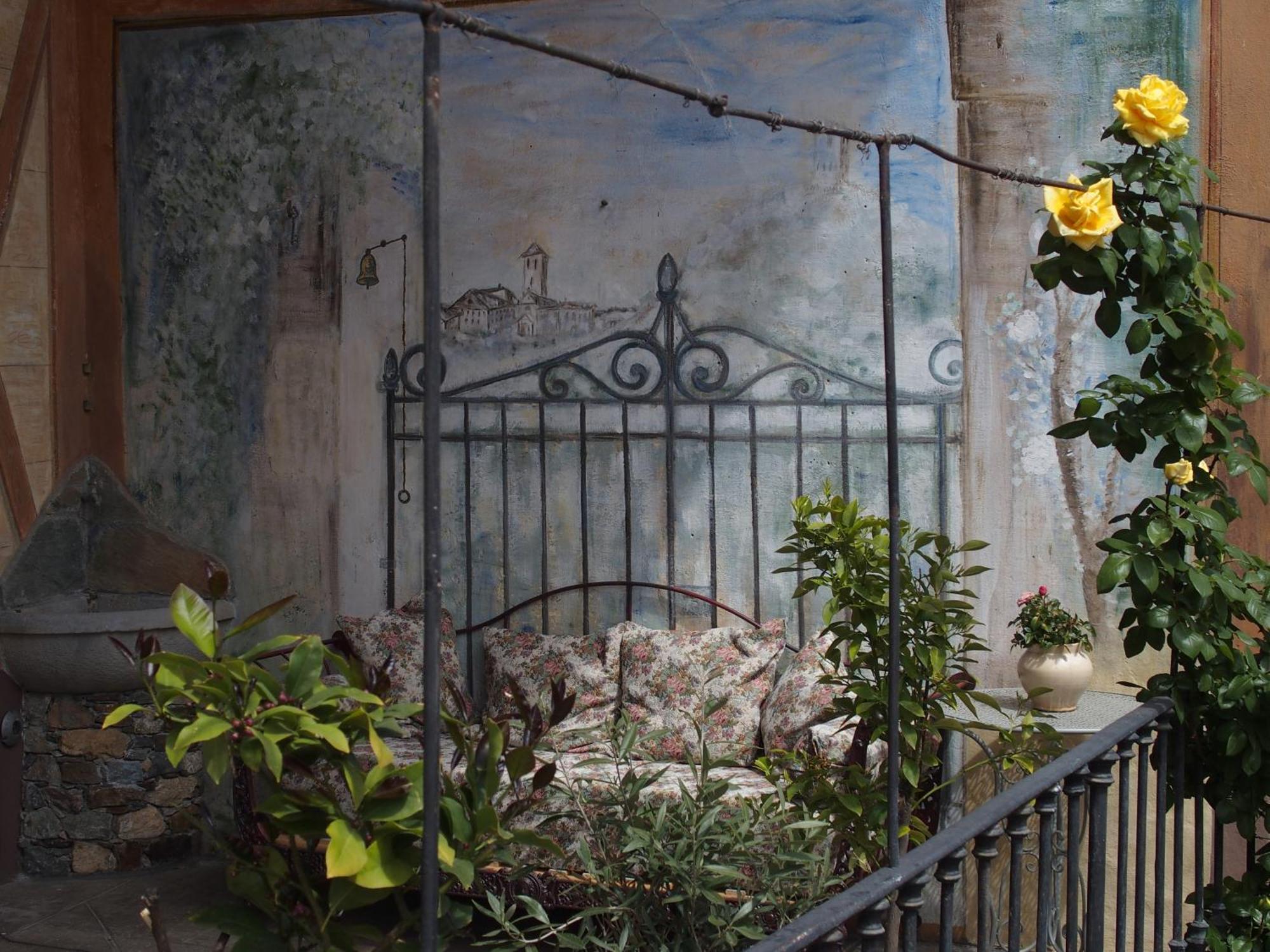 Il Drago Al Roseto Del Drago Villa San Bernardo  Kültér fotó